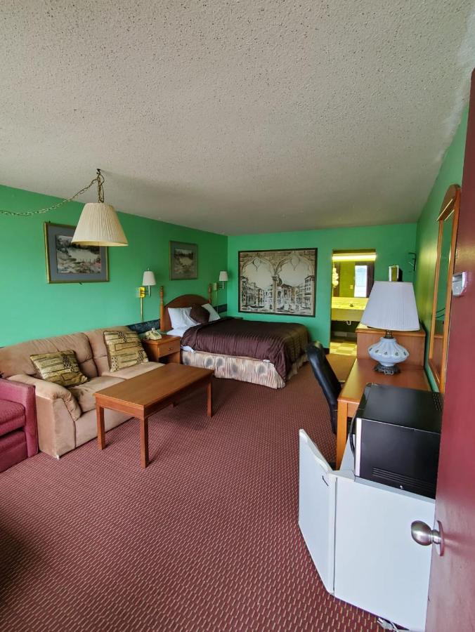 Gray Plaza Motel West Frankfort Eksteriør bilde